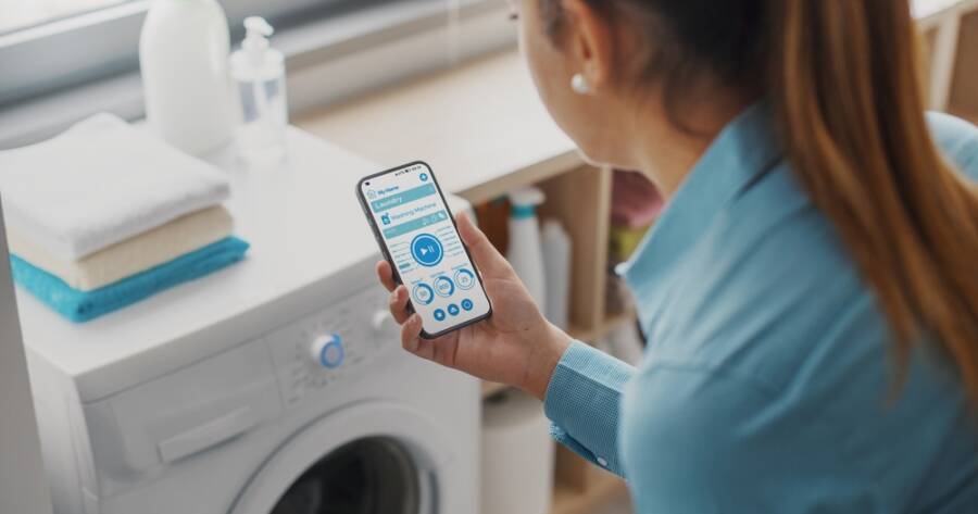The Best Tech Tools to Organize and Simplify Household Tasks
