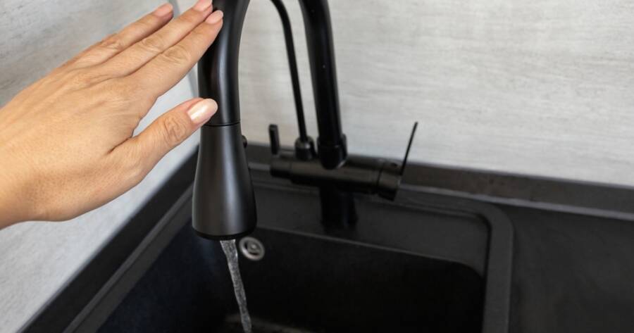 Smart Water Management Tools That Prevent Expensive Home Damage